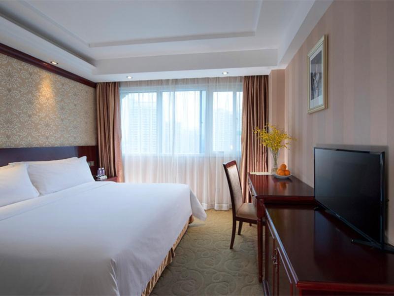 Vienna Hotel Shenzhen Fenghuang Road Eksteriør billede